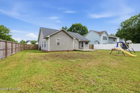 216 Yearling Loop Jacksonville NC 28540