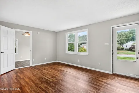 504 Clyde Drive Jacksonville NC 28540