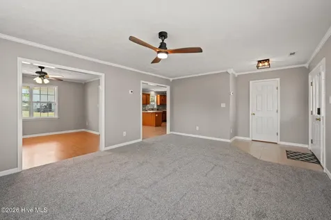 305 W Howard Drive Jacksonville NC 28540