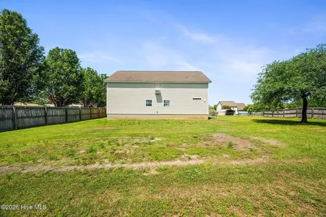 305 W Howard Drive Jacksonville NC 28540