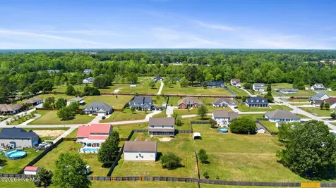 305 W Howard Drive Jacksonville NC 28540