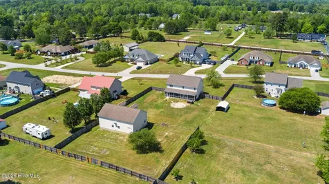 305 W Howard Drive Jacksonville NC 28540