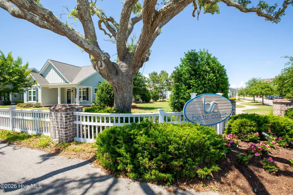 2115 Lennoxville Road Beaufort NC 28516