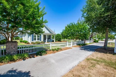 2115 Lennoxville Road Beaufort NC 28516
