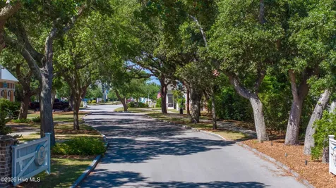 2115 Lennoxville Road Beaufort NC 28516