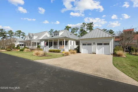28 Eastcove Way Oriental NC 28571