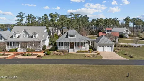 28 Eastcove Way Oriental NC 28571