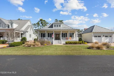 28 Eastcove Way Oriental NC 28571