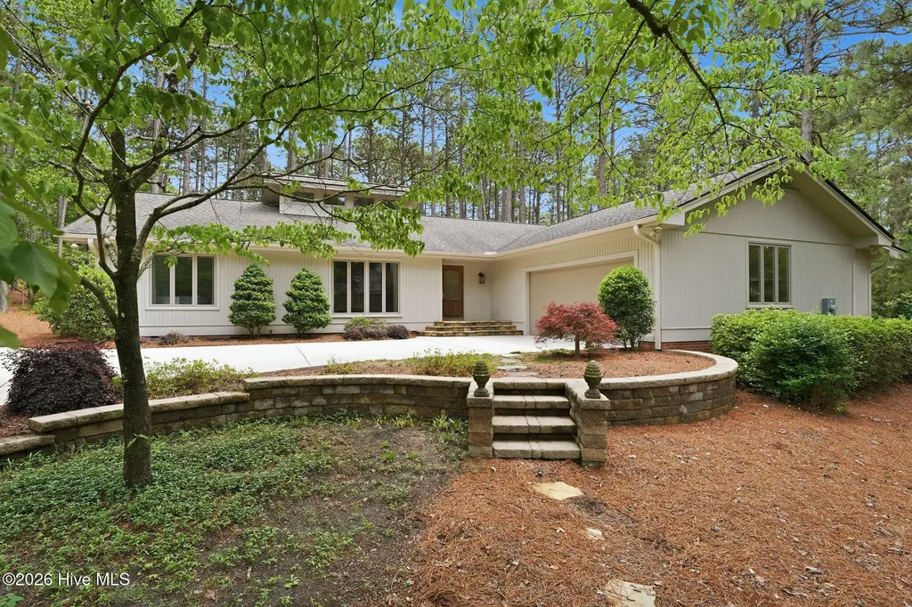 70 Live Oak Lane Pinehurst NC 28374