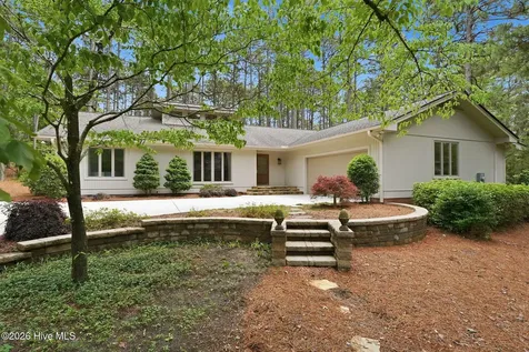 70 Live Oak Lane Pinehurst NC 28374