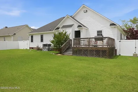 726 E Main Street Winterville NC 28590