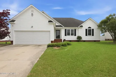 726 E Main Street Winterville NC 28590
