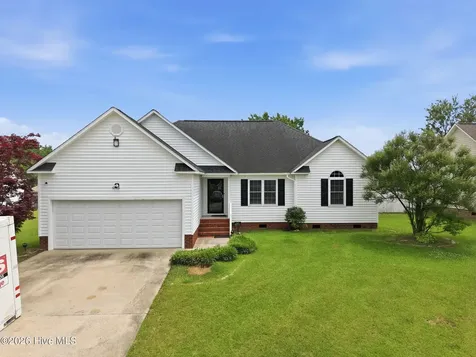 726 E Main Street Winterville NC 28590