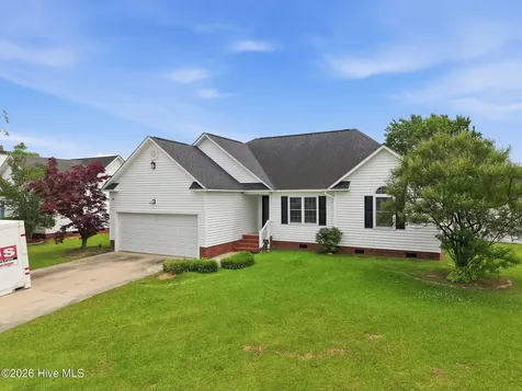 726 E Main Street Winterville NC 28590