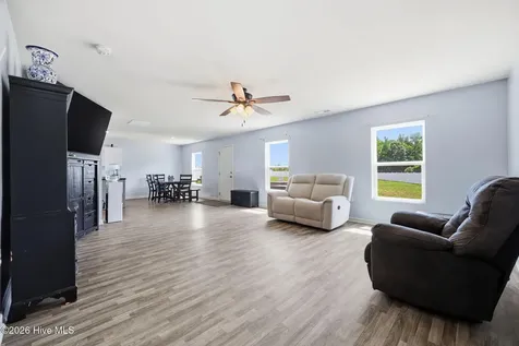 881 Ashbury Lane Ayden NC 28513