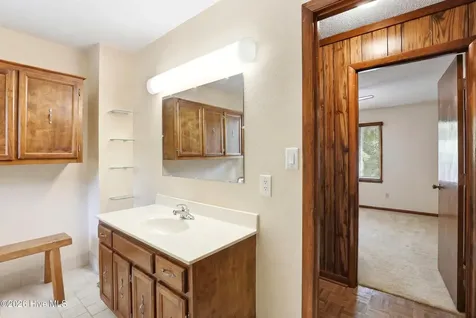 423 E Creekview Drive Hampstead NC 28443