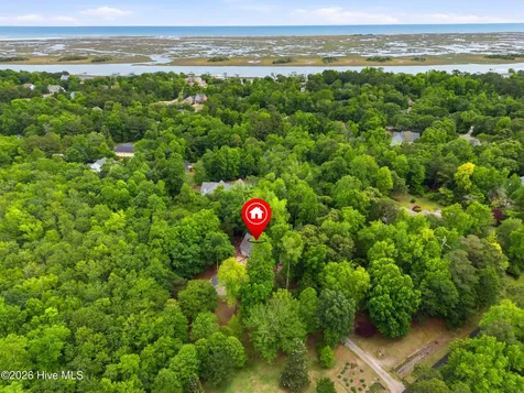423 E Creekview Drive Hampstead NC 28443