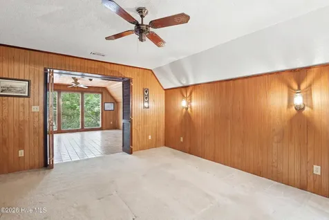 423 E Creekview Drive Hampstead NC 28443