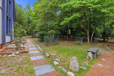 423 E Creekview Drive Hampstead NC 28443