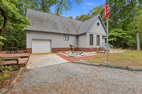 423 E Creekview Drive Hampstead NC 28443