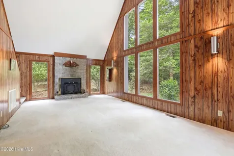 423 E Creekview Drive Hampstead NC 28443