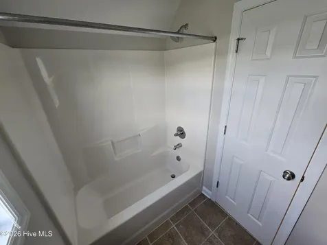 305 Cabin Circle Jacksonville NC 28540