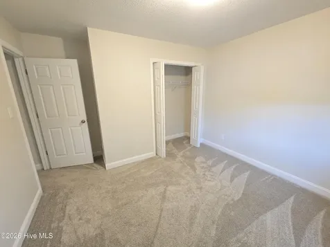305 Cabin Circle Jacksonville NC 28540