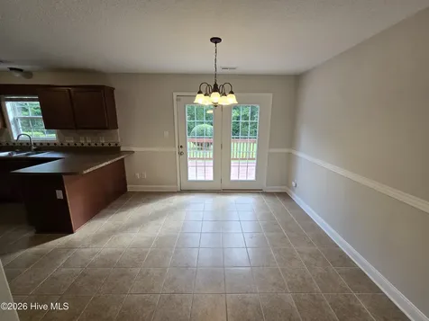 305 Cabin Circle Jacksonville NC 28540