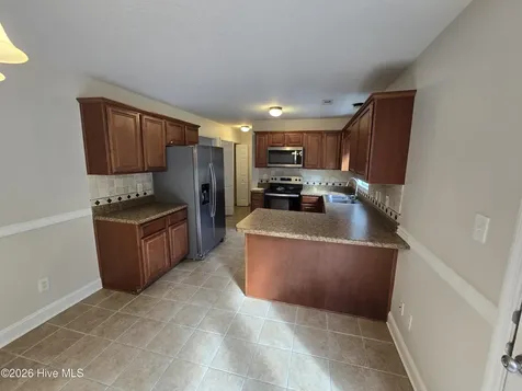 305 Cabin Circle Jacksonville NC 28540