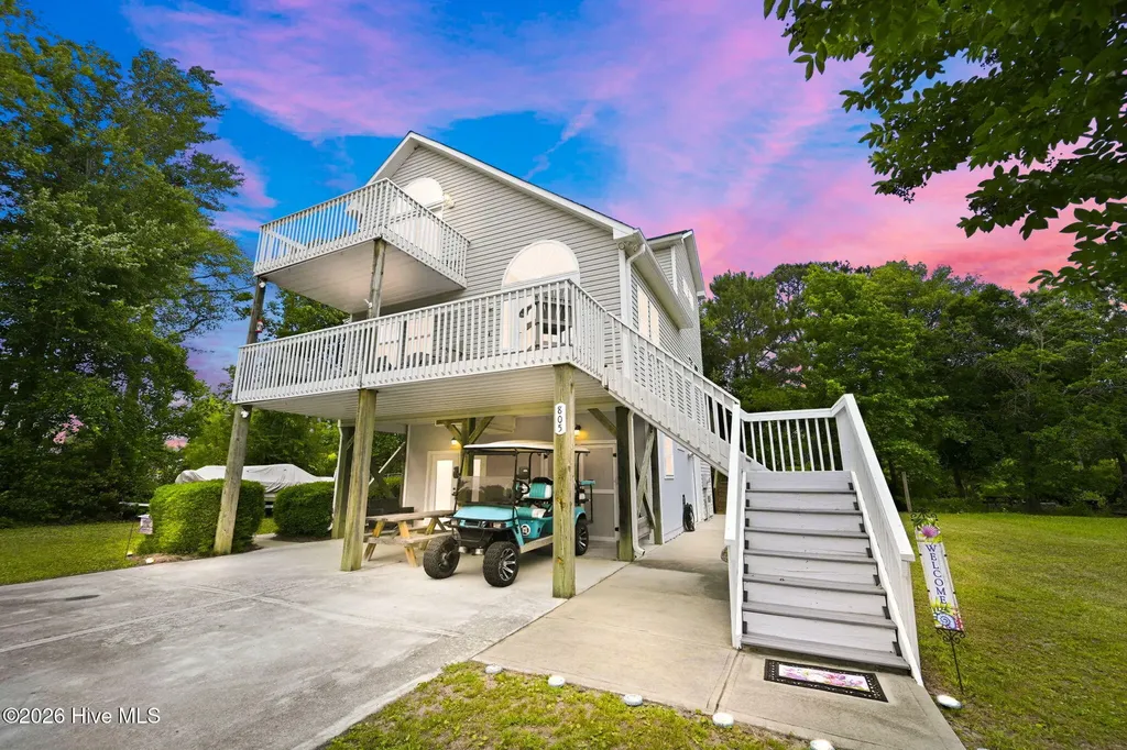 805 Driftwood Drive Hampstead NC 28443