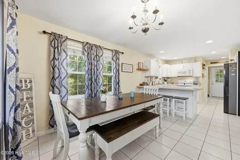805 Driftwood Drive Hampstead NC 28443