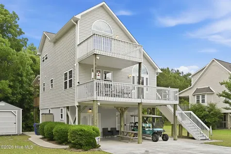 805 Driftwood Drive Hampstead NC 28443