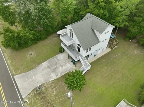 805 Driftwood Drive Hampstead NC 28443