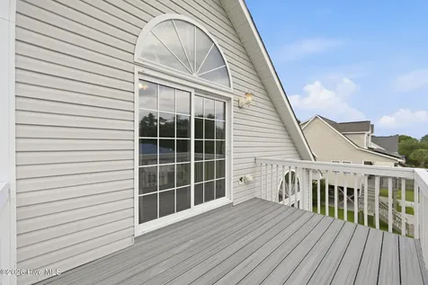 805 Driftwood Drive Hampstead NC 28443