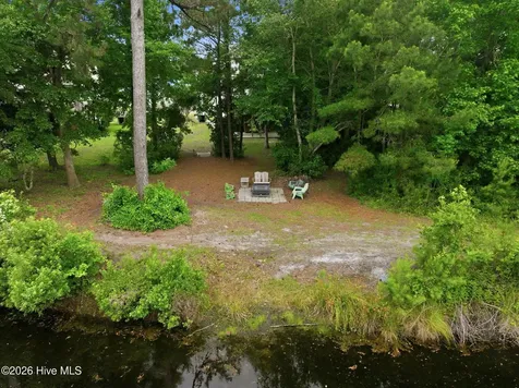 805 Driftwood Drive Hampstead NC 28443