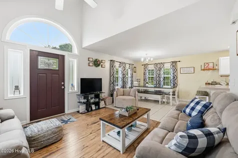 805 Driftwood Drive Hampstead NC 28443