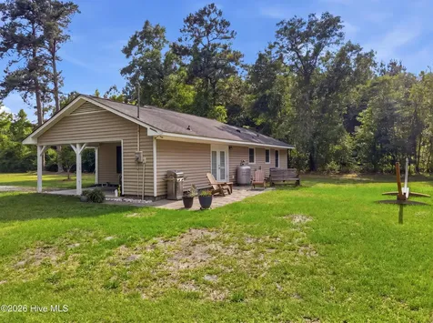 193 Whitley Road Aurora NC 27806