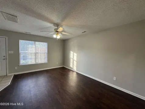 364 Hunting Green Drive Jacksonville NC 28546