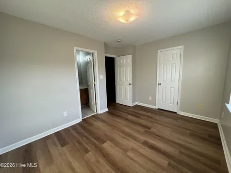 364 Hunting Green Drive Jacksonville NC 28546
