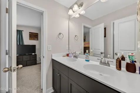 312 Cotton Hill Place Hubert NC 28539