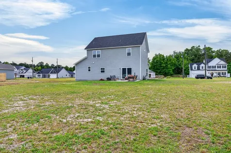 312 Cotton Hill Place Hubert NC 28539