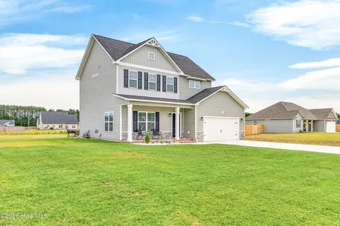 312 Cotton Hill Place Hubert NC 28539