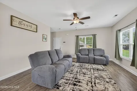 312 Cotton Hill Place Hubert NC 28539