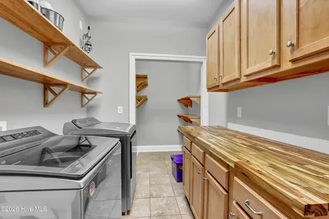 213 Oak Outlook Way N Carolina Beach NC 28428