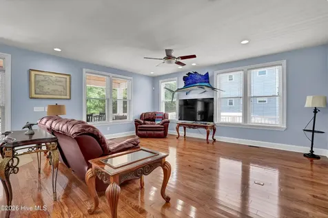 213 Oak Outlook Way N Carolina Beach NC 28428