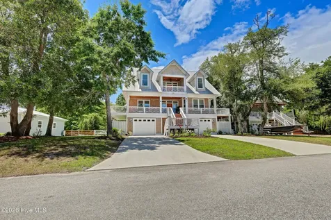 213 Oak Outlook Way N Carolina Beach NC 28428