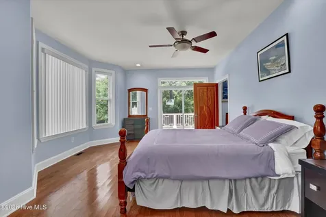 213 Oak Outlook Way N Carolina Beach NC 28428