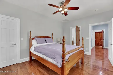 213 Oak Outlook Way N Carolina Beach NC 28428