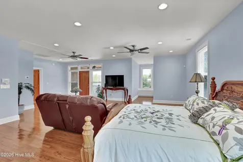 213 Oak Outlook Way N Carolina Beach NC 28428