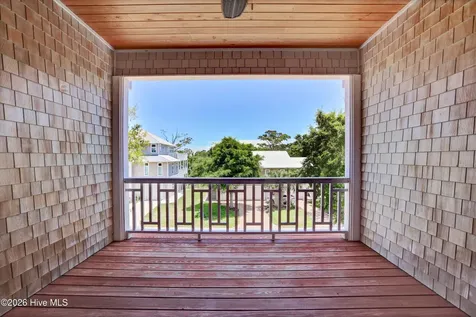 213 Oak Outlook Way N Carolina Beach NC 28428